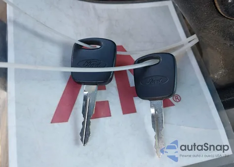 2002 Ford F-150 Lariat/Xl/Xlt z USA, uszkodzony, nr VIN 1FTRX18L02NA72510